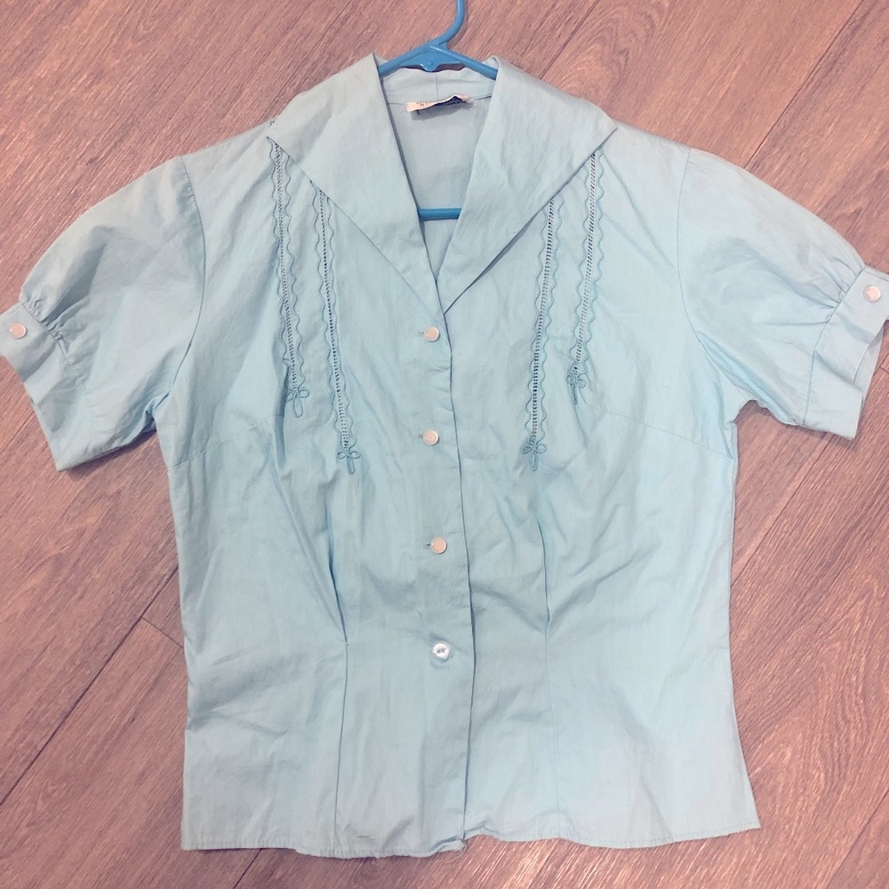 Vintage Susan Manners Button up blouse✨